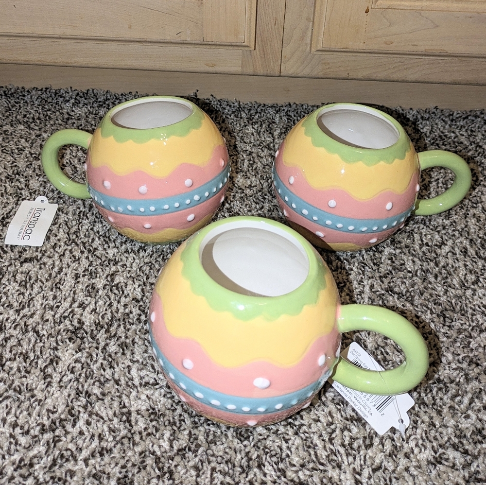 New johanna parker easter egg mugs set of 3. One mug has slight chip see photo
